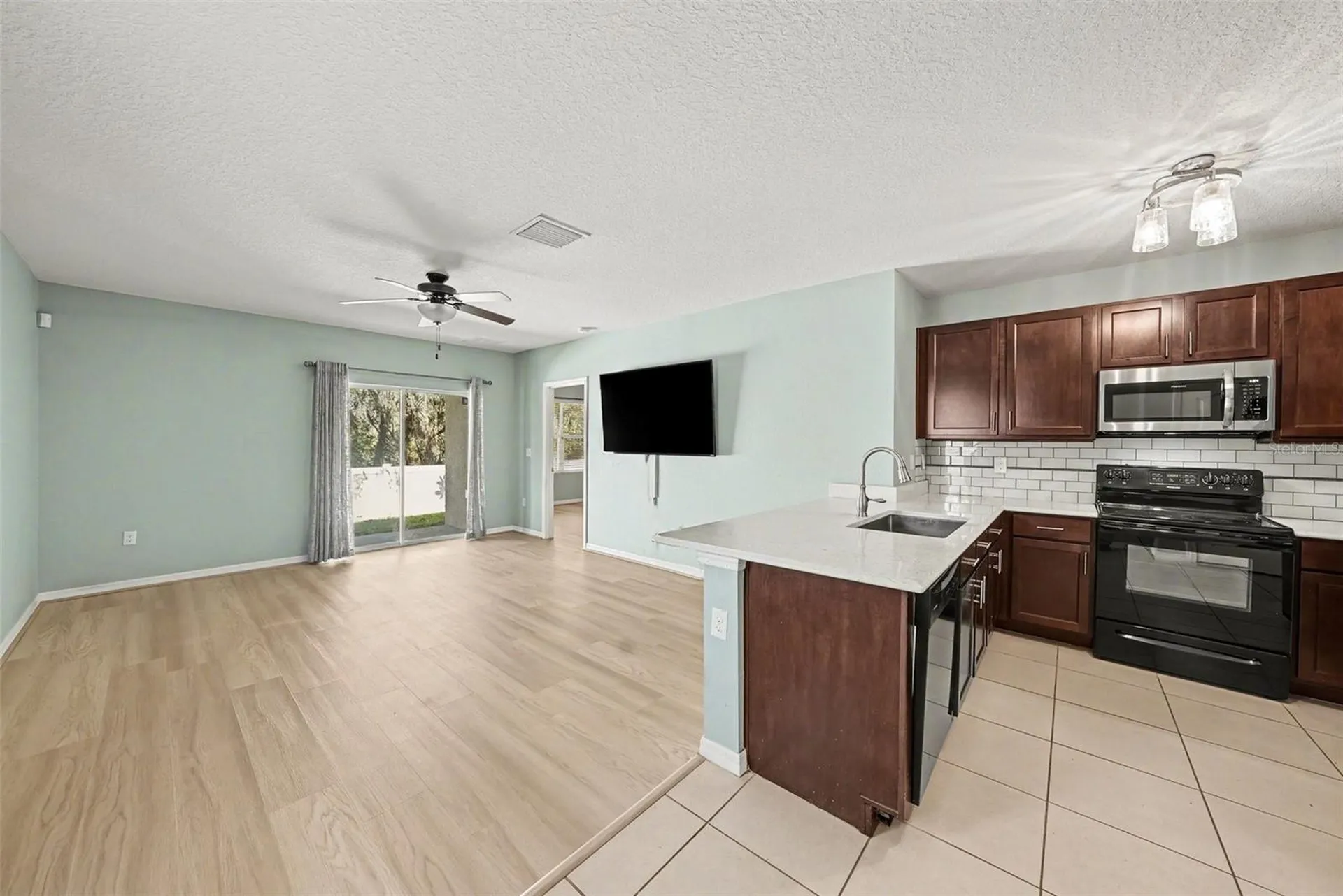 813 Wiltonway Drive Plant City FL 33563