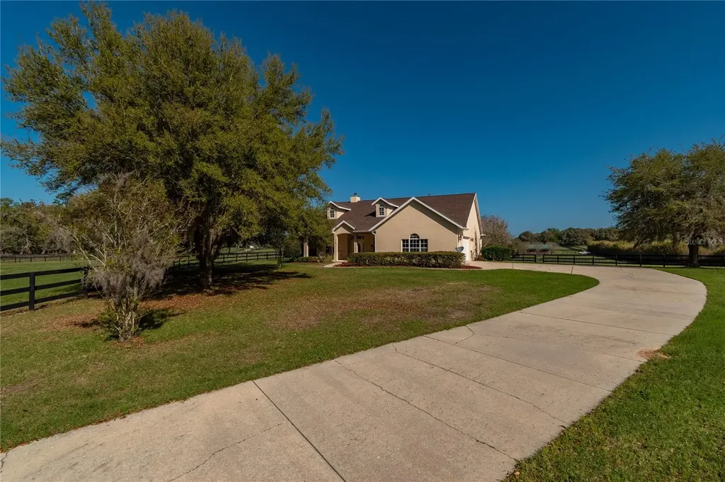 8785 NW 63rd Street Ocala FL 34482
