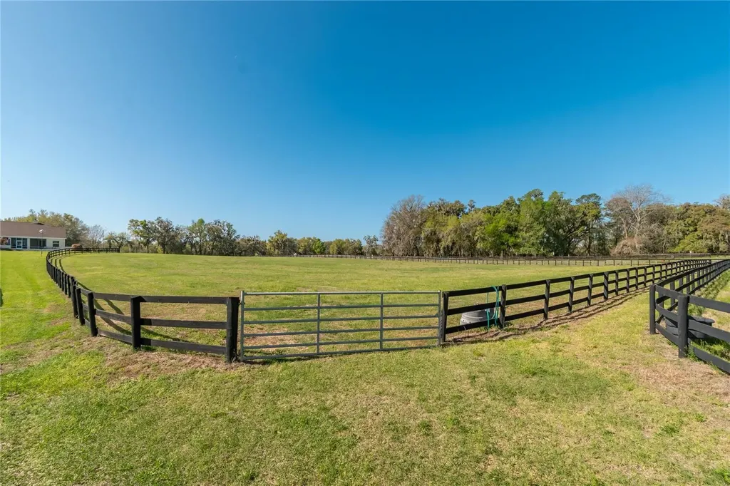 8785 NW 63rd Street Ocala FL 34482