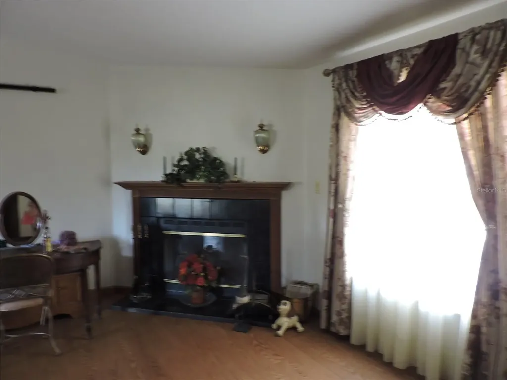 148 Denver Road Crescent City FL 32112