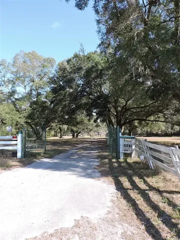 148 Denver Road Crescent City FL 32112