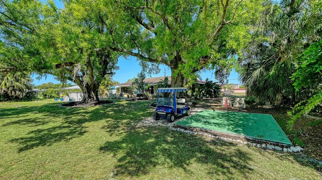 836 Magellan Drive Sarasota FL 34243
