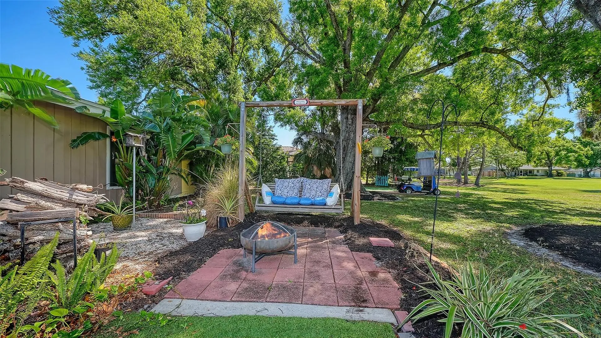 836 Magellan Drive Sarasota FL 34243