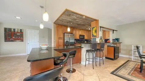 836 Magellan Drive Sarasota FL 34243
