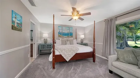 836 Magellan Drive Sarasota FL 34243