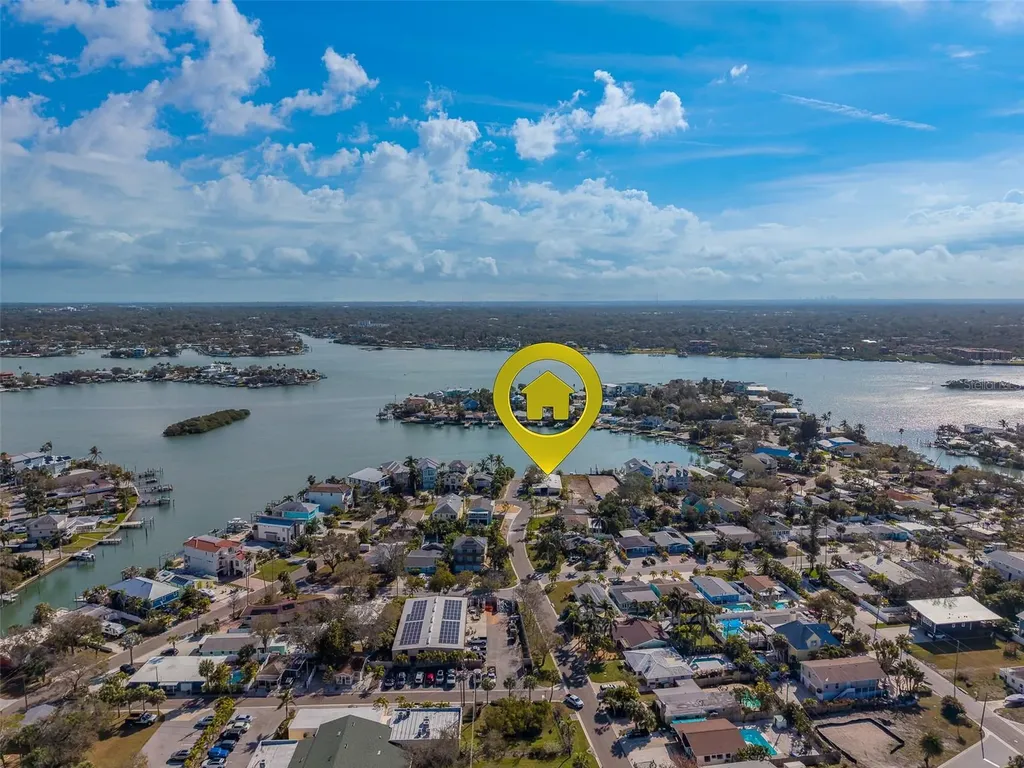 1217 Bay Shore Boulevard Indian Rocks Beach FL 33785