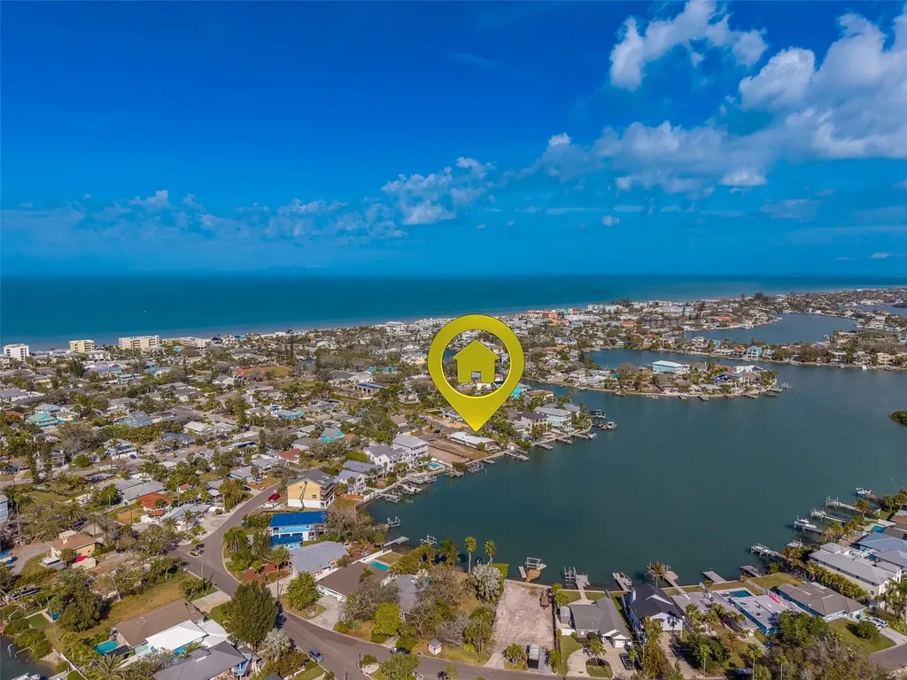 1217 Bay Shore Boulevard Indian Rocks Beach FL 33785