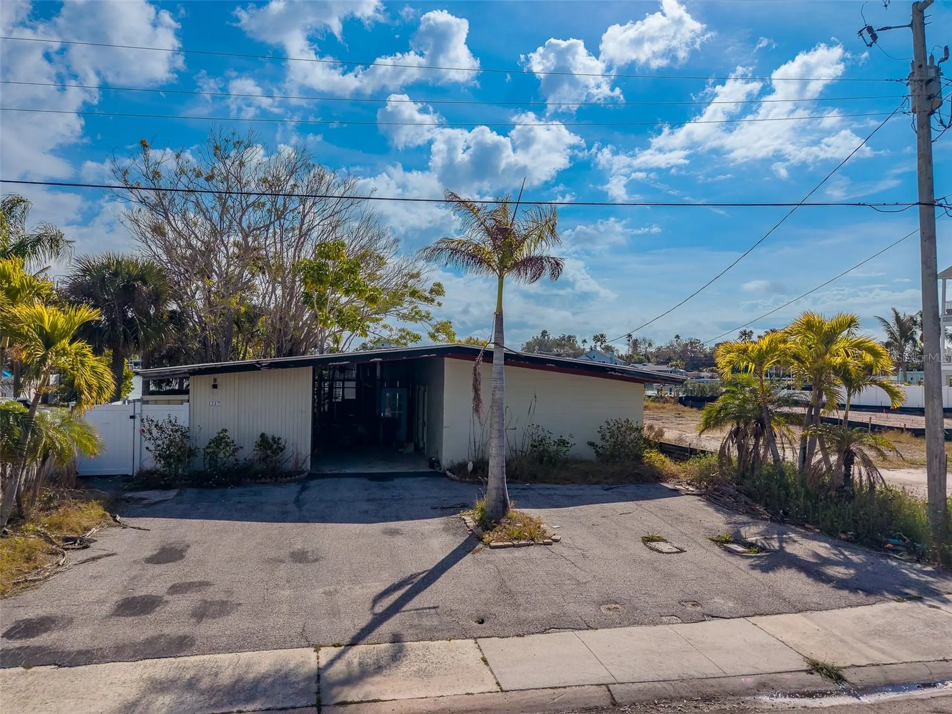 1217 Bay Shore Boulevard Indian Rocks Beach FL 33785