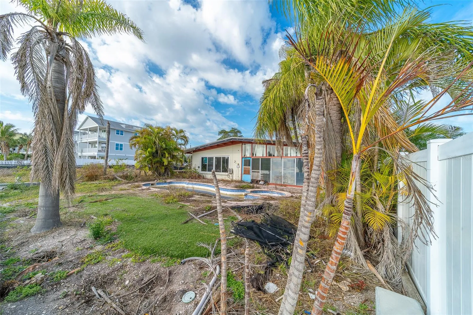 1217 Bay Shore Boulevard Indian Rocks Beach FL 33785