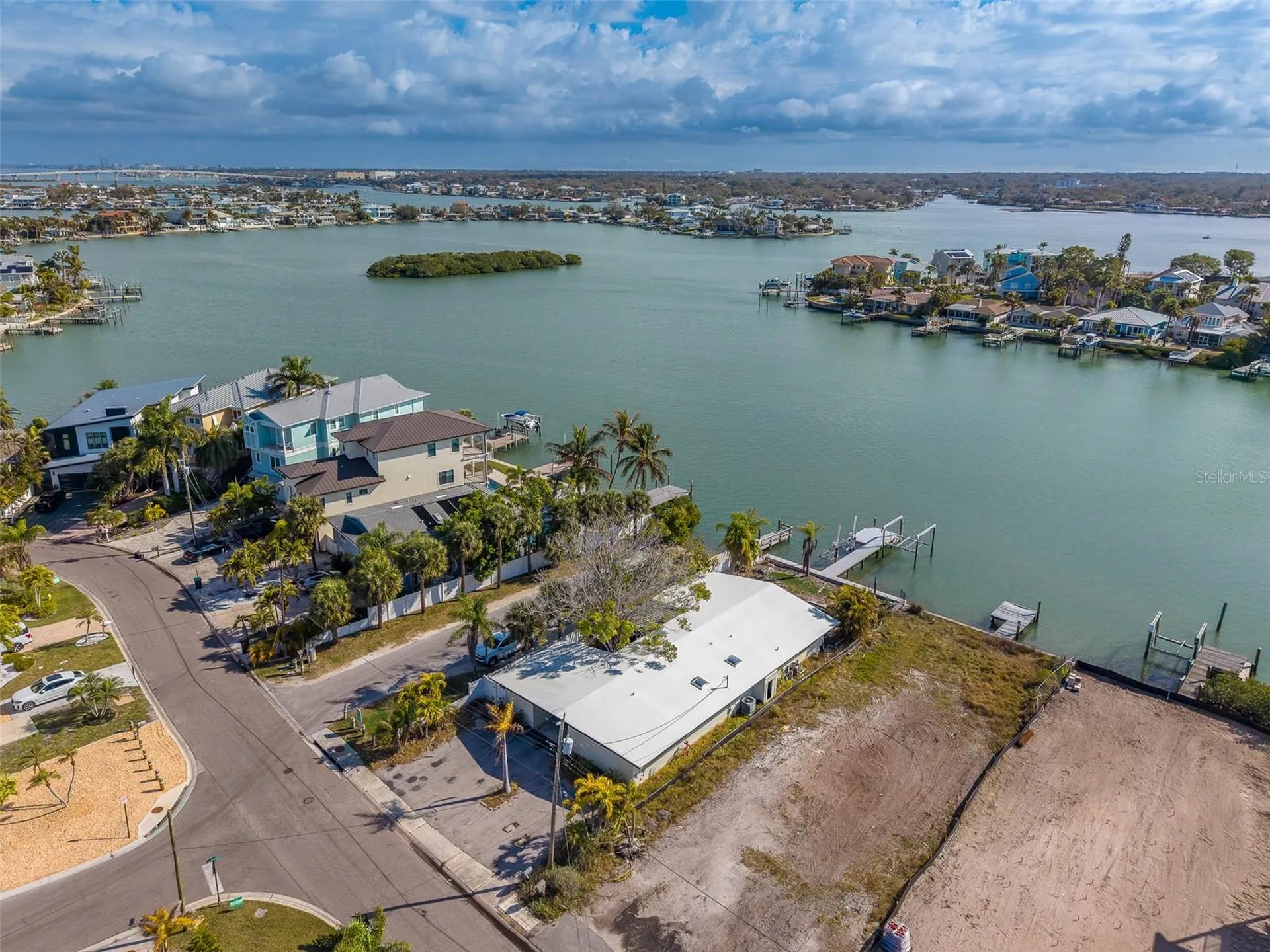 1217 Bay Shore Boulevard Indian Rocks Beach FL 33785
