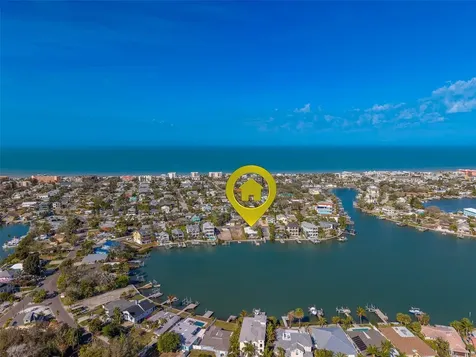 1217 Bay Shore Boulevard Indian Rocks Beach FL 33785