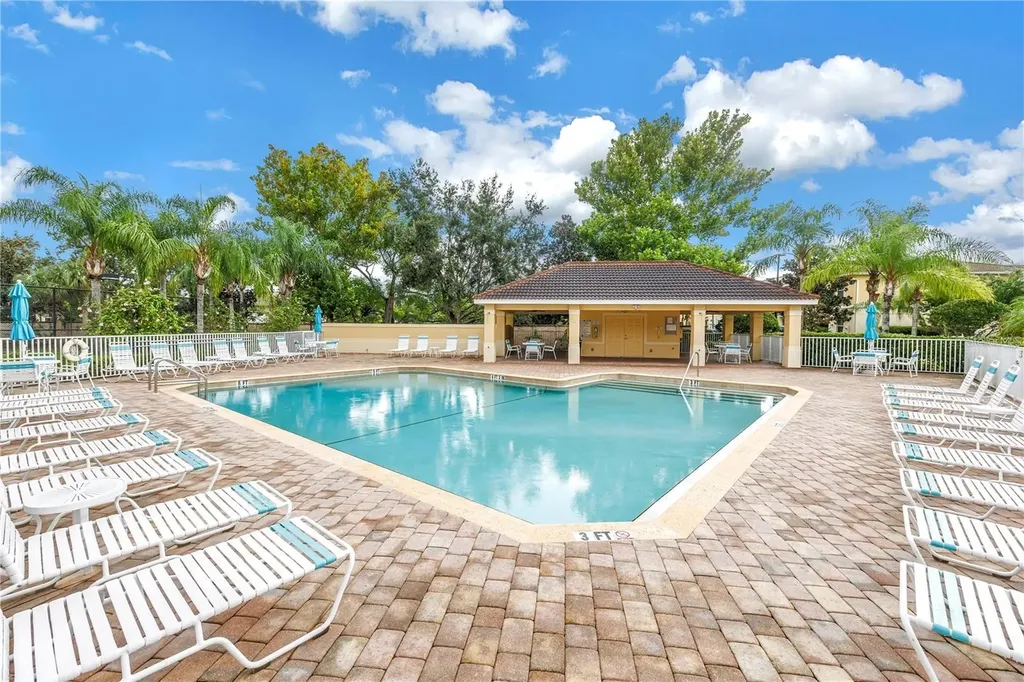 3880 82nd Avenue Circle E Sarasota FL 34243