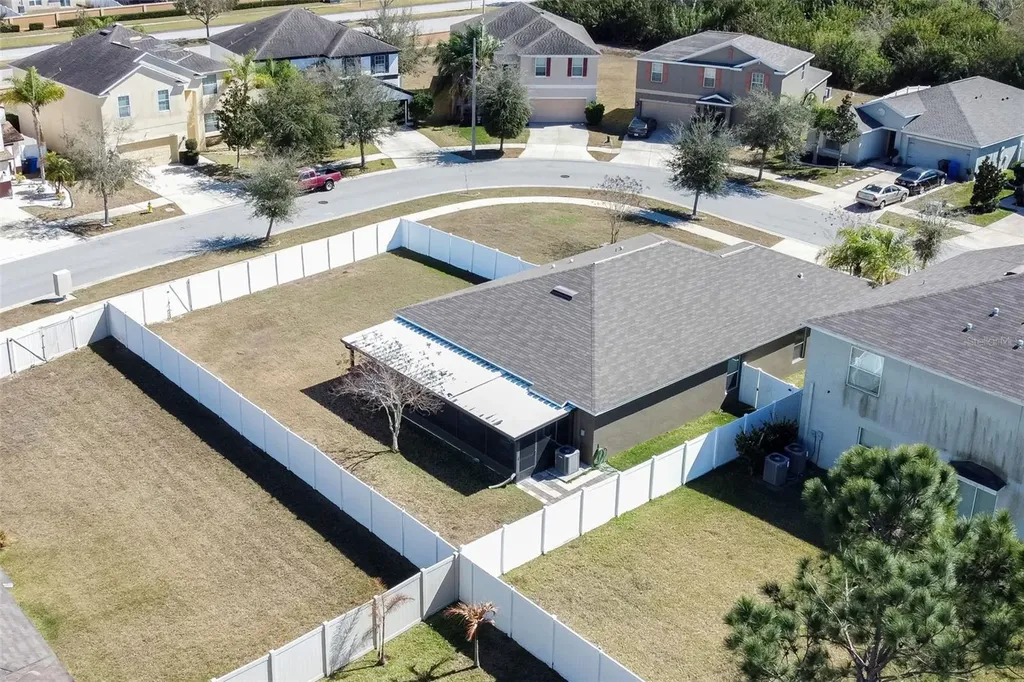 10554 Standing Stone Drive Wimauma FL 33598