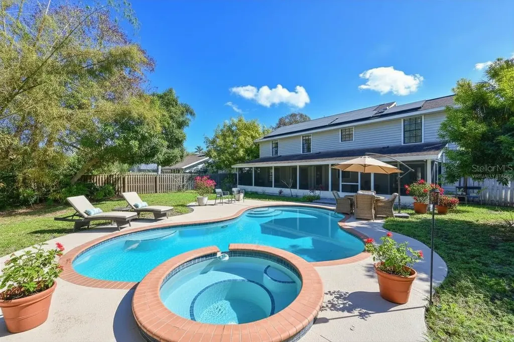 1106 87th Street NW Bradenton FL 34209