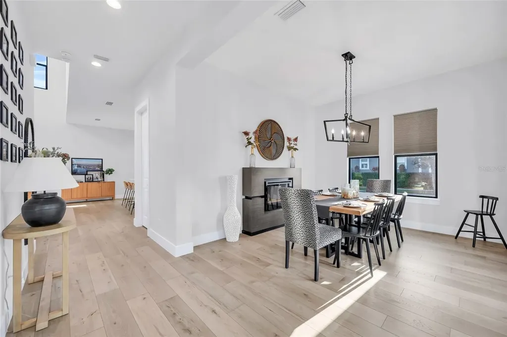 1156 Civitas Way Oakland FL 34787