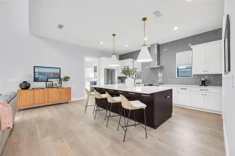 1156 Civitas Way Oakland FL 34787