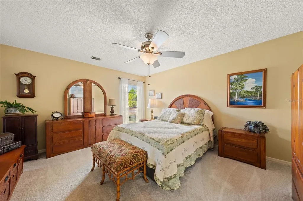 1801 E Lake Road Palm Harbor FL 34685