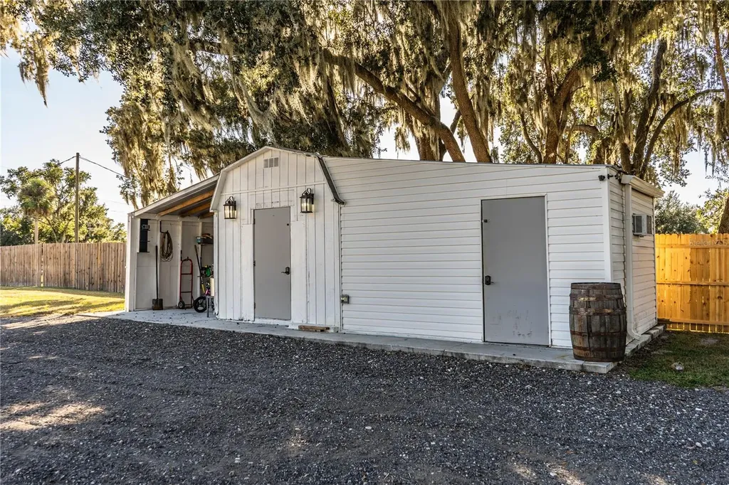 2180 Willow Oak Road Mulberry FL 33860
