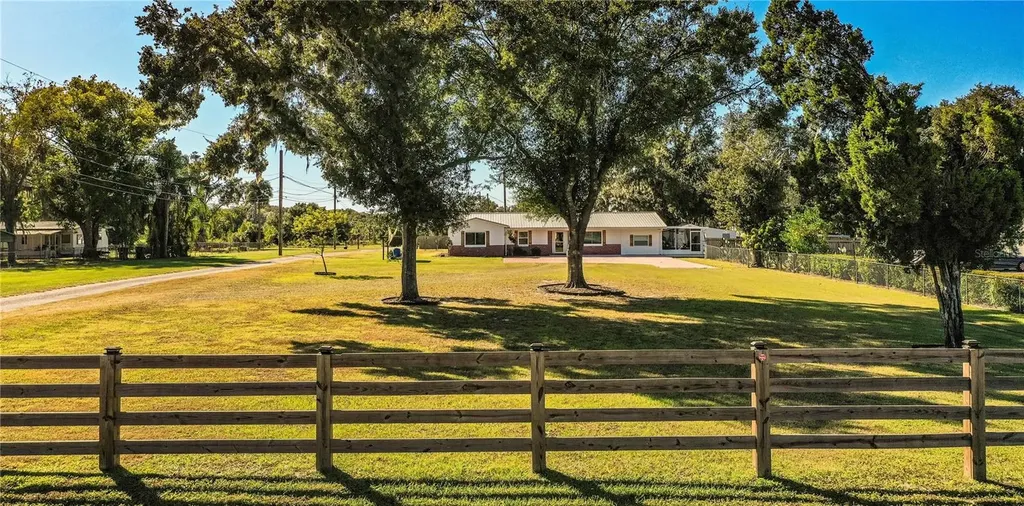 2180 Willow Oak Road Mulberry FL 33860