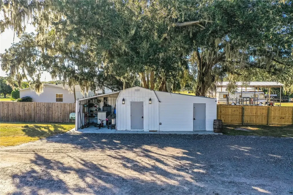 2180 Willow Oak Road Mulberry FL 33860