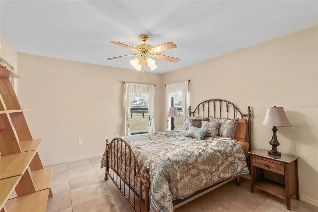 4700 NW 157th Court Morriston FL 32668