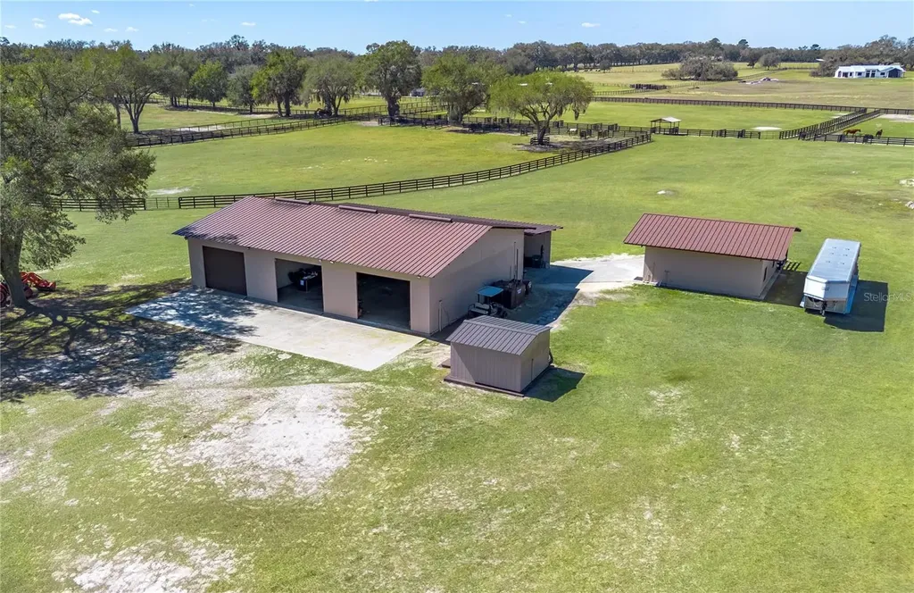 4700 NW 157th Court Morriston FL 32668