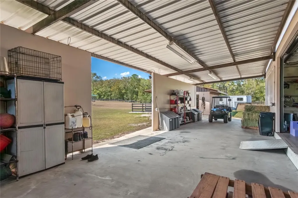4700 NW 157th Court Morriston FL 32668
