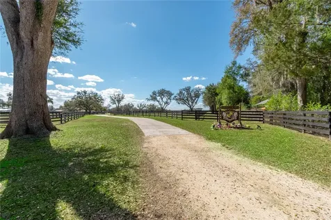 4700 NW 157th Court Morriston FL 32668