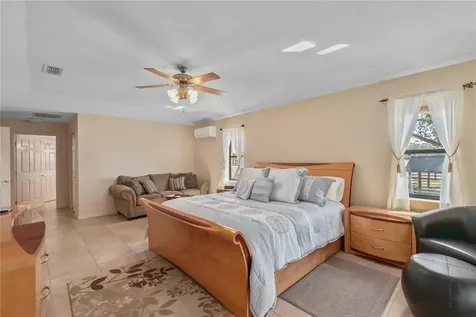 4700 NW 157th Court Morriston FL 32668