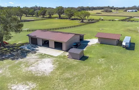 4700 NW 157th Court Morriston FL 32668