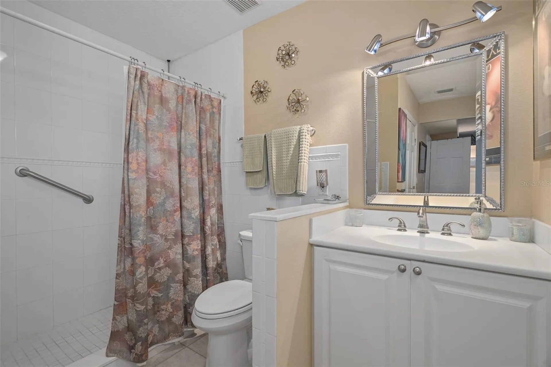115 Colony South Drive Tarpon Springs FL 34689