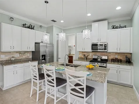 2388 Datura Loop St Cloud FL 34772