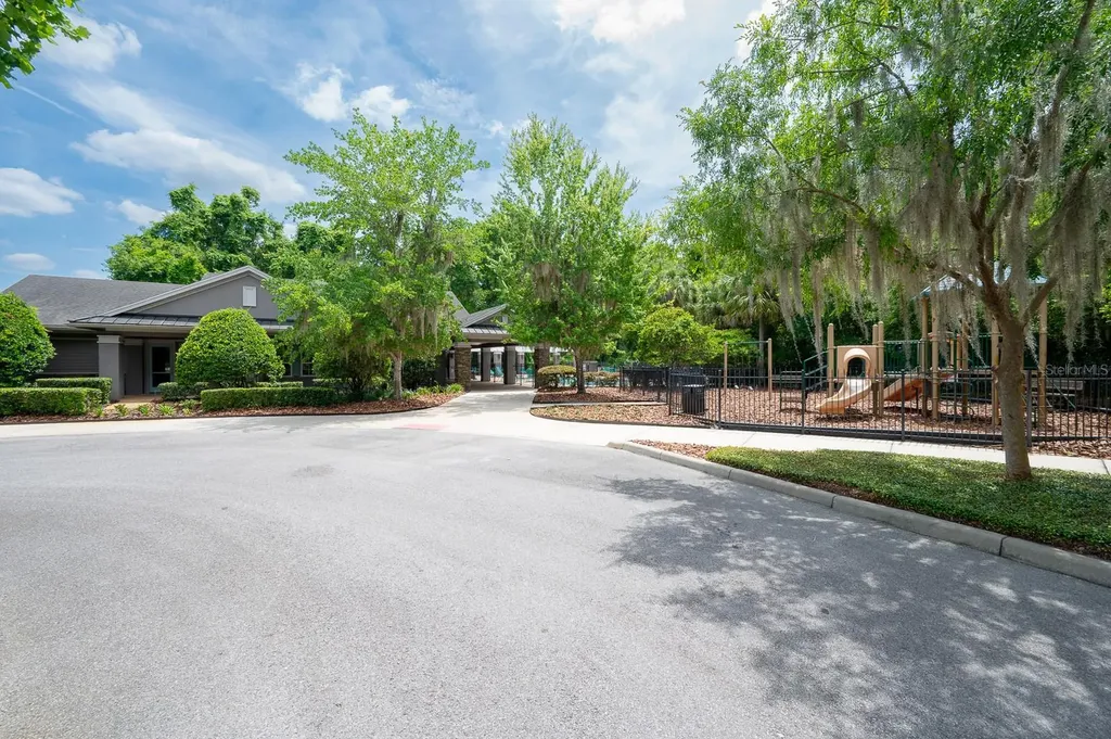 13537 NW 7th Road Newberry FL 32669