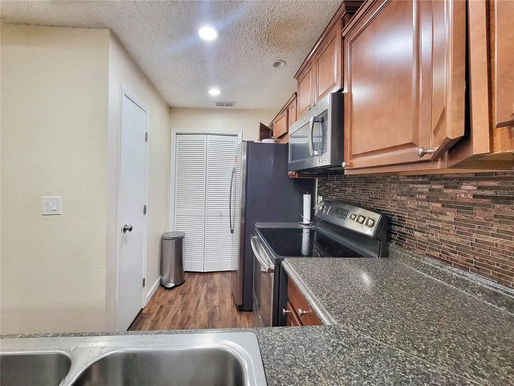 3705 SW 27th Street Gainesville FL 32608