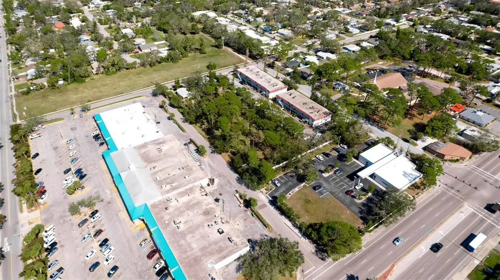N Shade Avenue Sarasota FL 34237