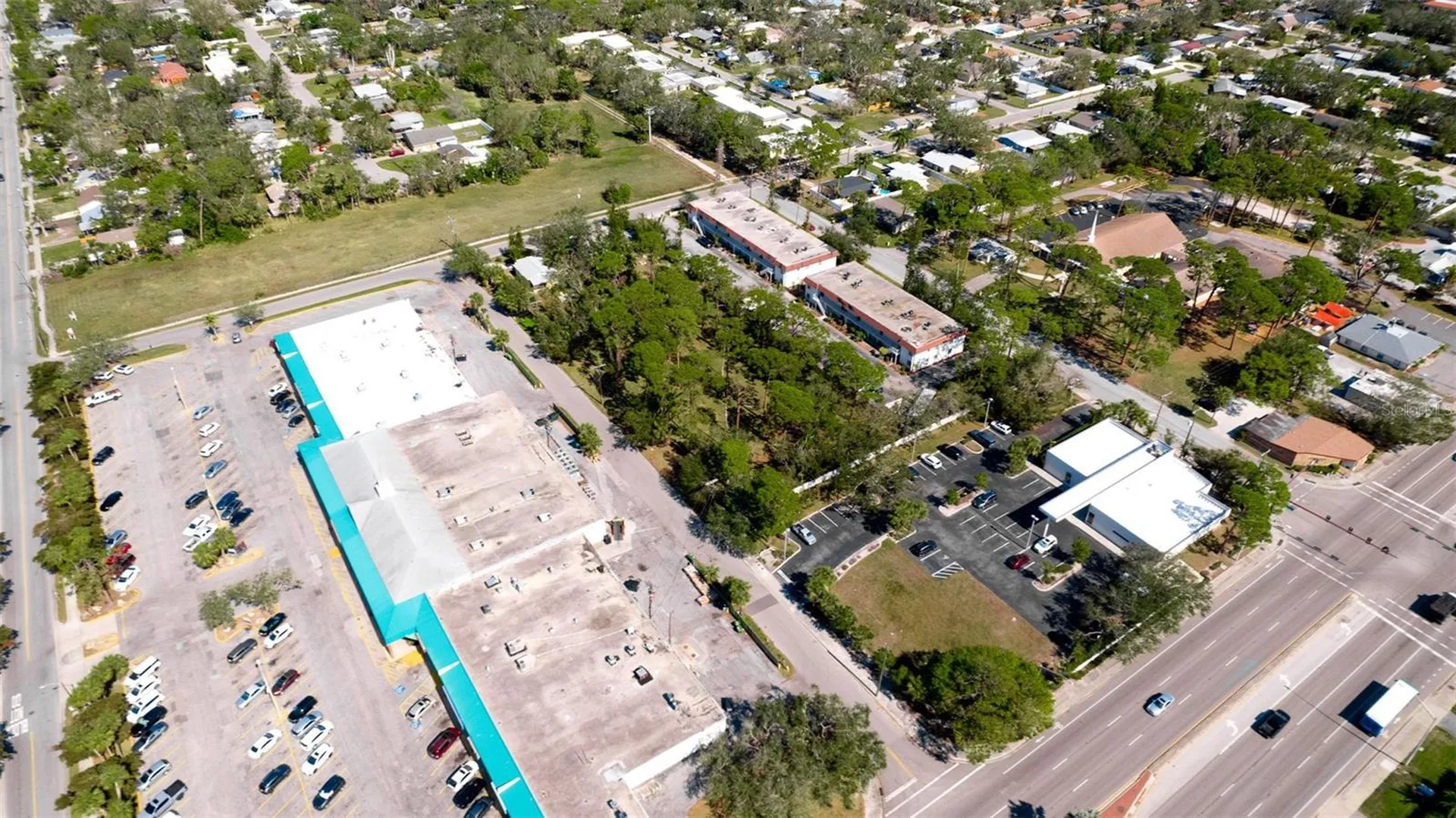 N Shade Avenue Sarasota FL 34237