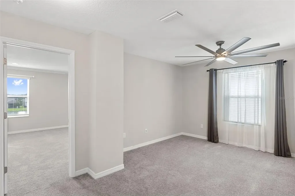 7537 Pool Compass Loop Wesley Chapel FL 33545