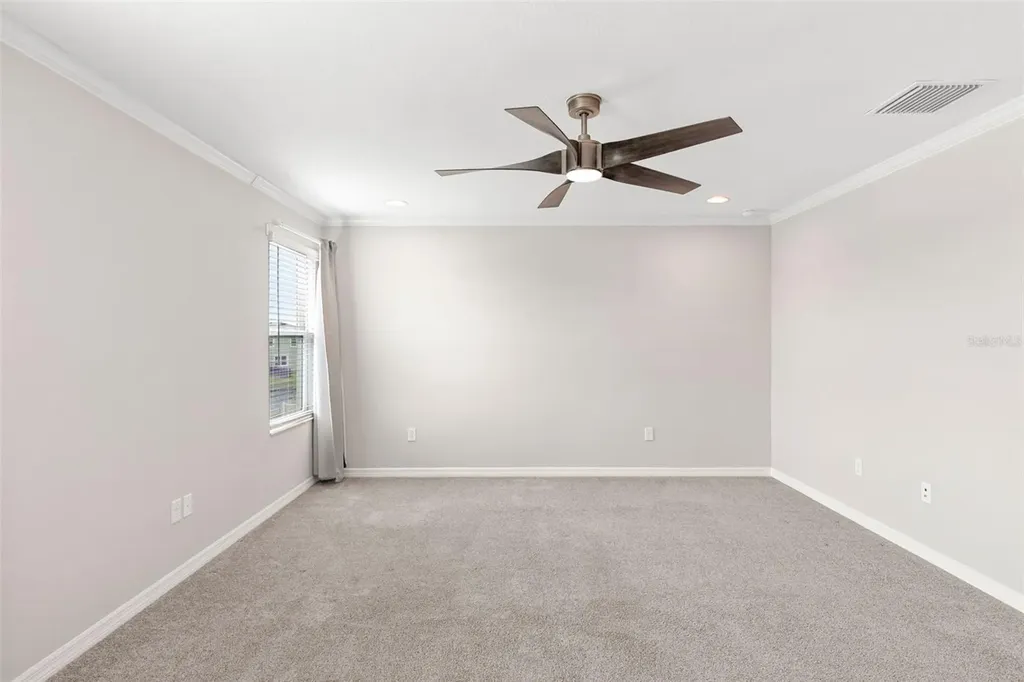 7537 Pool Compass Loop Wesley Chapel FL 33545