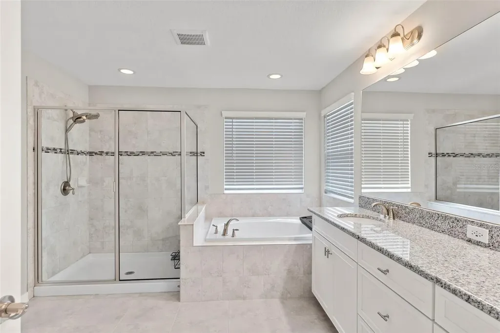 7537 Pool Compass Loop Wesley Chapel FL 33545