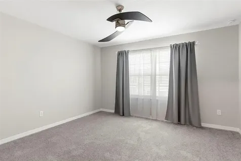 7537 Pool Compass Loop Wesley Chapel FL 33545