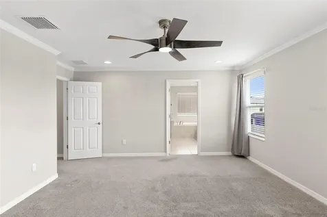 7537 Pool Compass Loop Wesley Chapel FL 33545