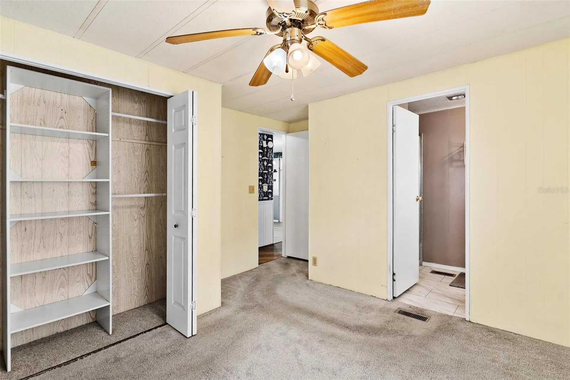 304 Ivanhoe Circle Lady Lake FL 32159