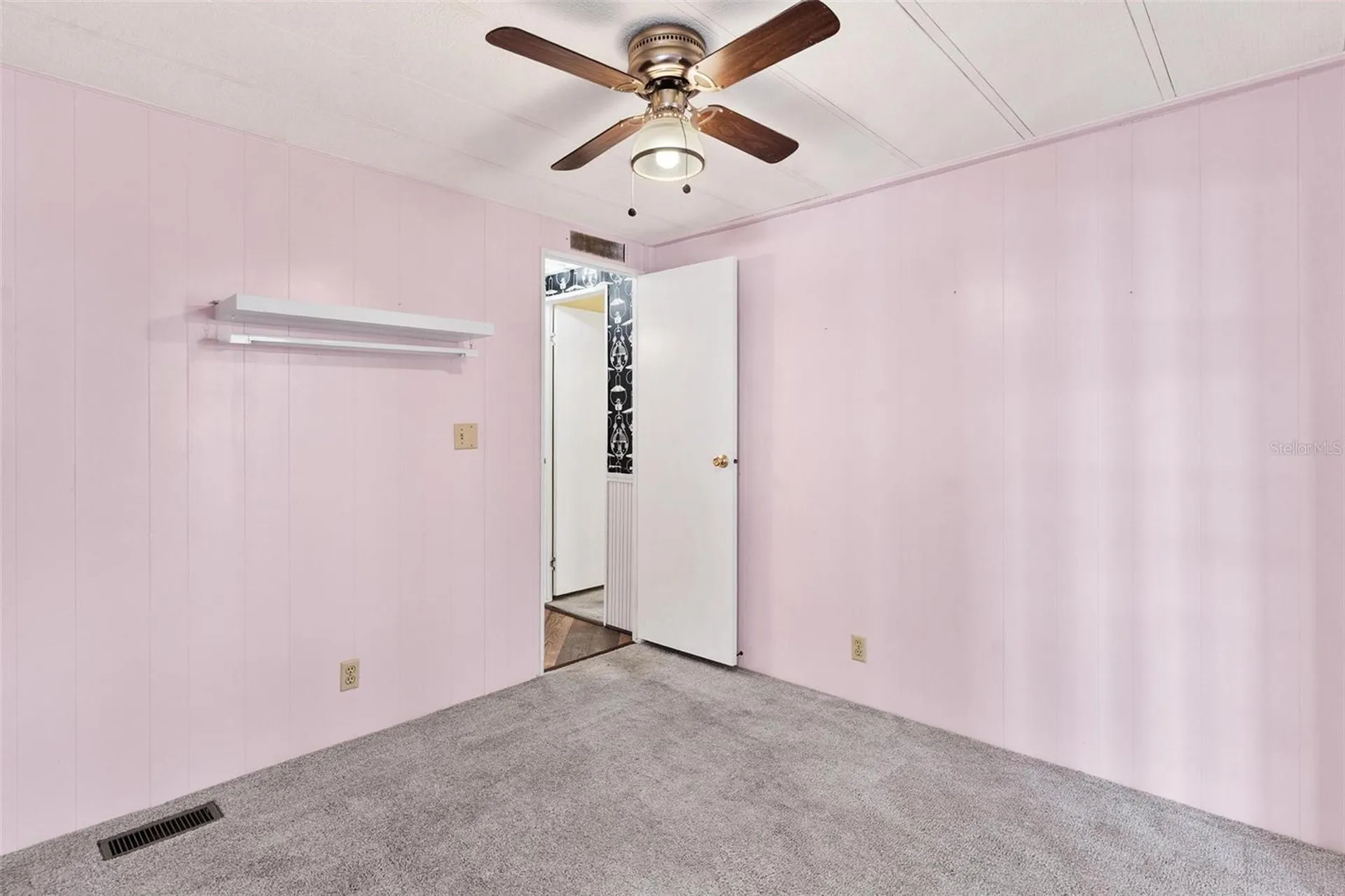 304 Ivanhoe Circle Lady Lake FL 32159