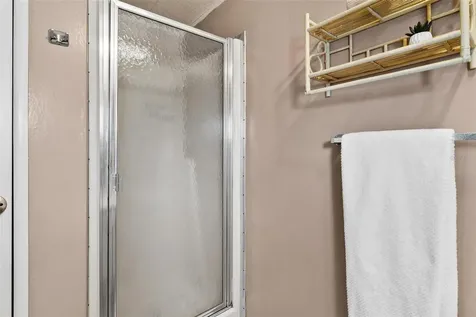 304 Ivanhoe Circle Lady Lake FL 32159