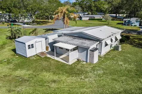 304 Ivanhoe Circle Lady Lake FL 32159