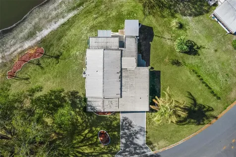 304 Ivanhoe Circle Lady Lake FL 32159