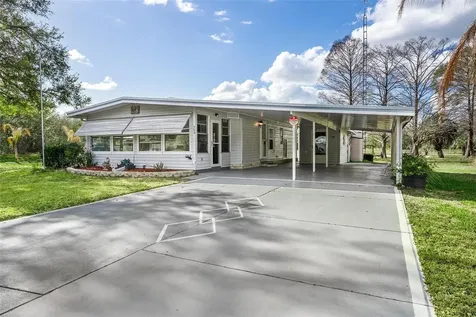 304 Ivanhoe Circle Lady Lake FL 32159