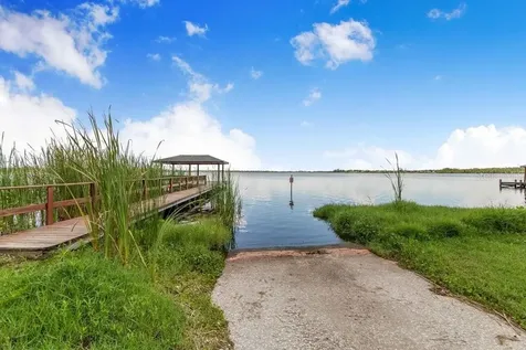 910 Liberty Lane Auburndale FL 33823