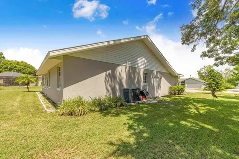 910 Liberty Lane Auburndale FL 33823