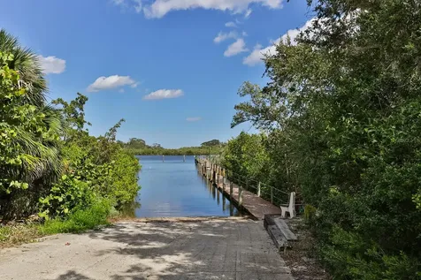 810 N Navigators Way Edgewater FL 32141